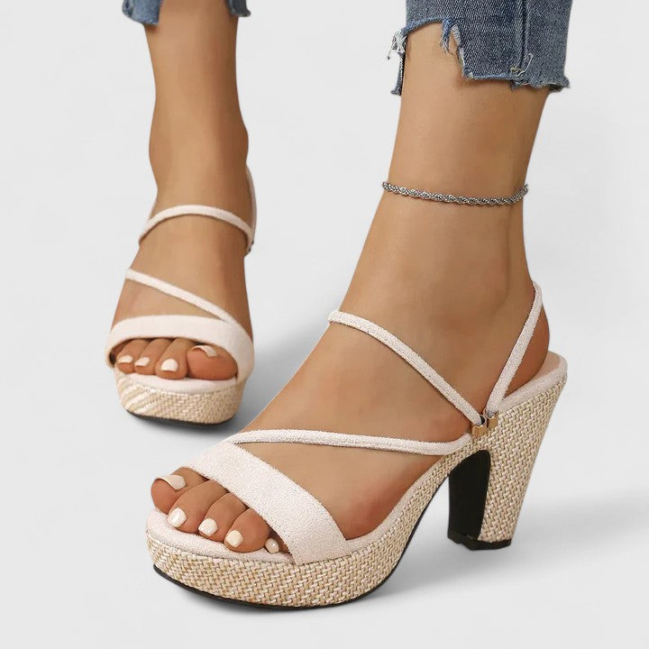 Abby | Sandaletter med klack
