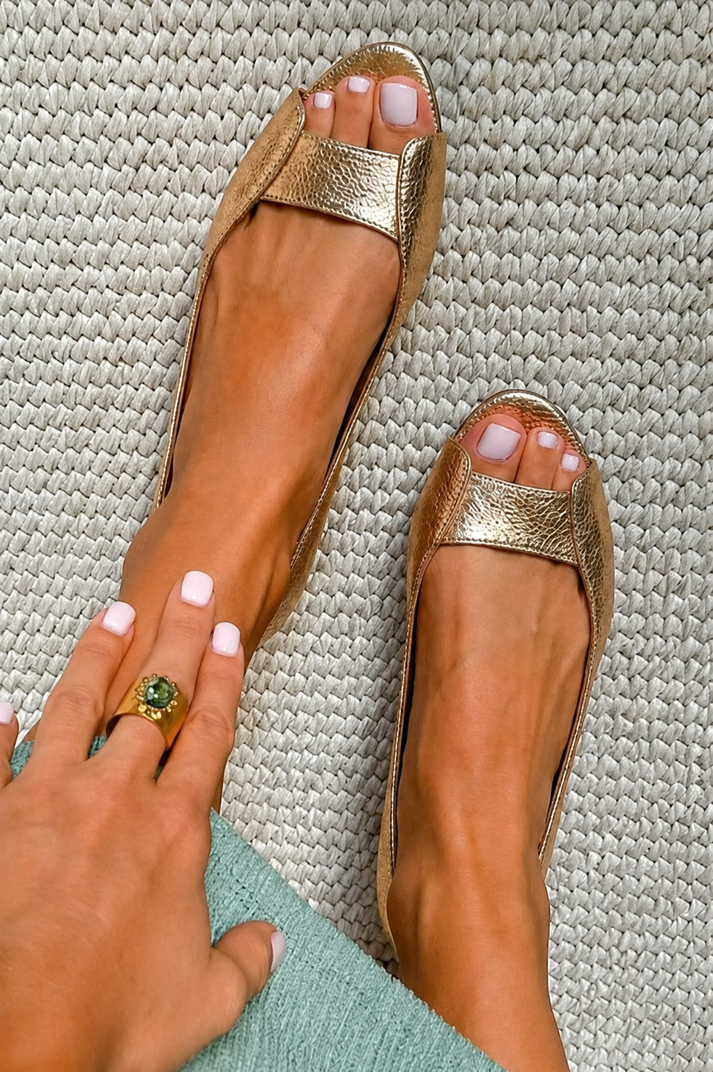 Adelina | Bekväma sandaler i guld
