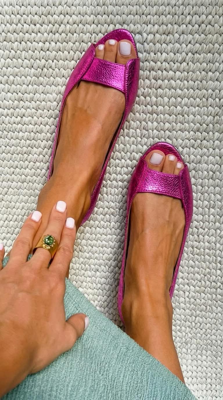 Adelina | Bekväma sandaler i guld