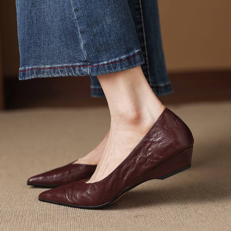 Obsidian | Pumps i äkta läder