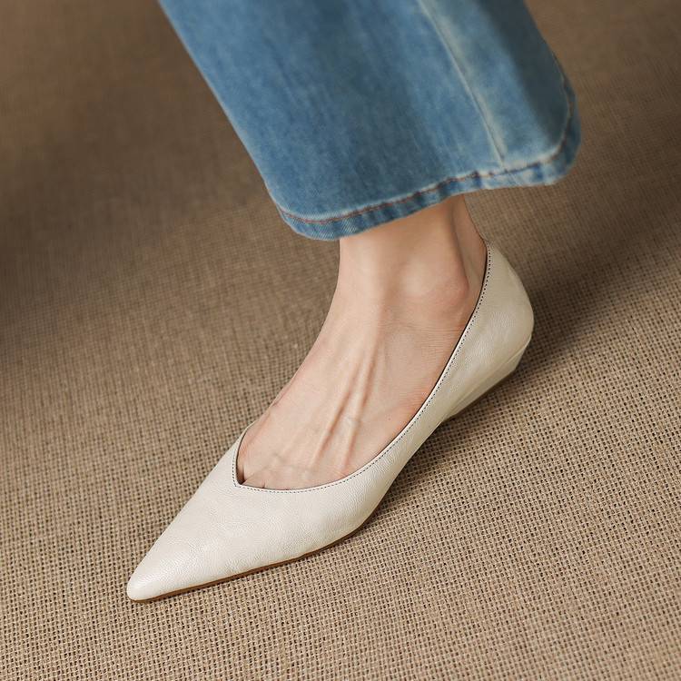Obsidian | Pumps i äkta läder